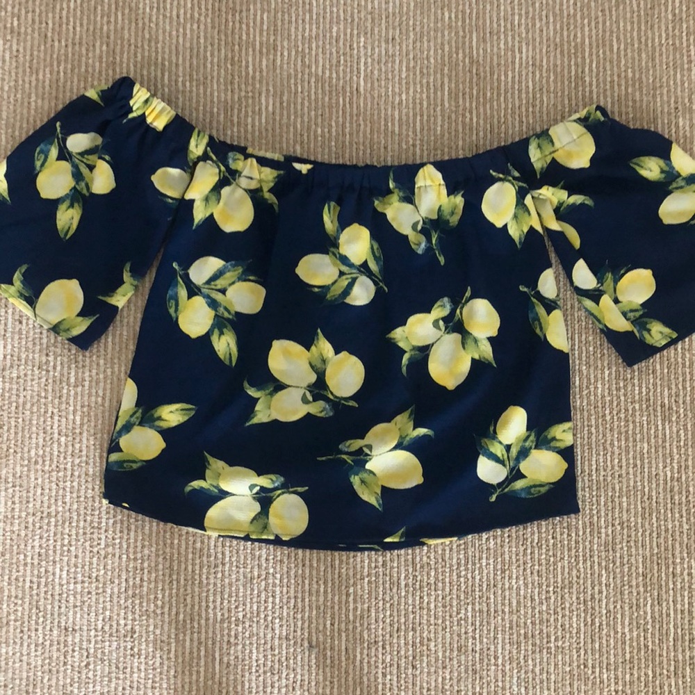 Off the Shoulder Lemon 🍋 Top